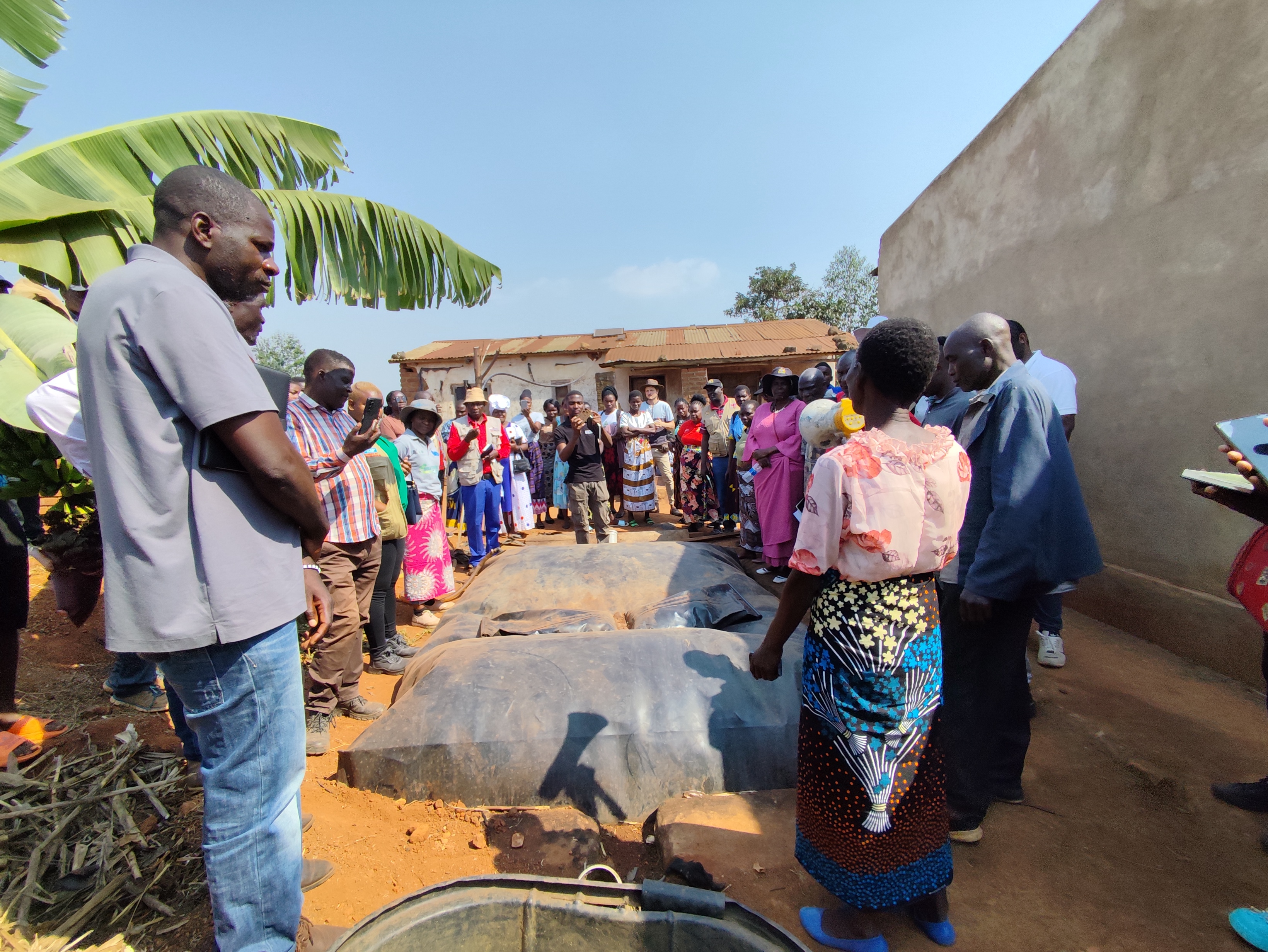 Patrons appreciating a biogas plant